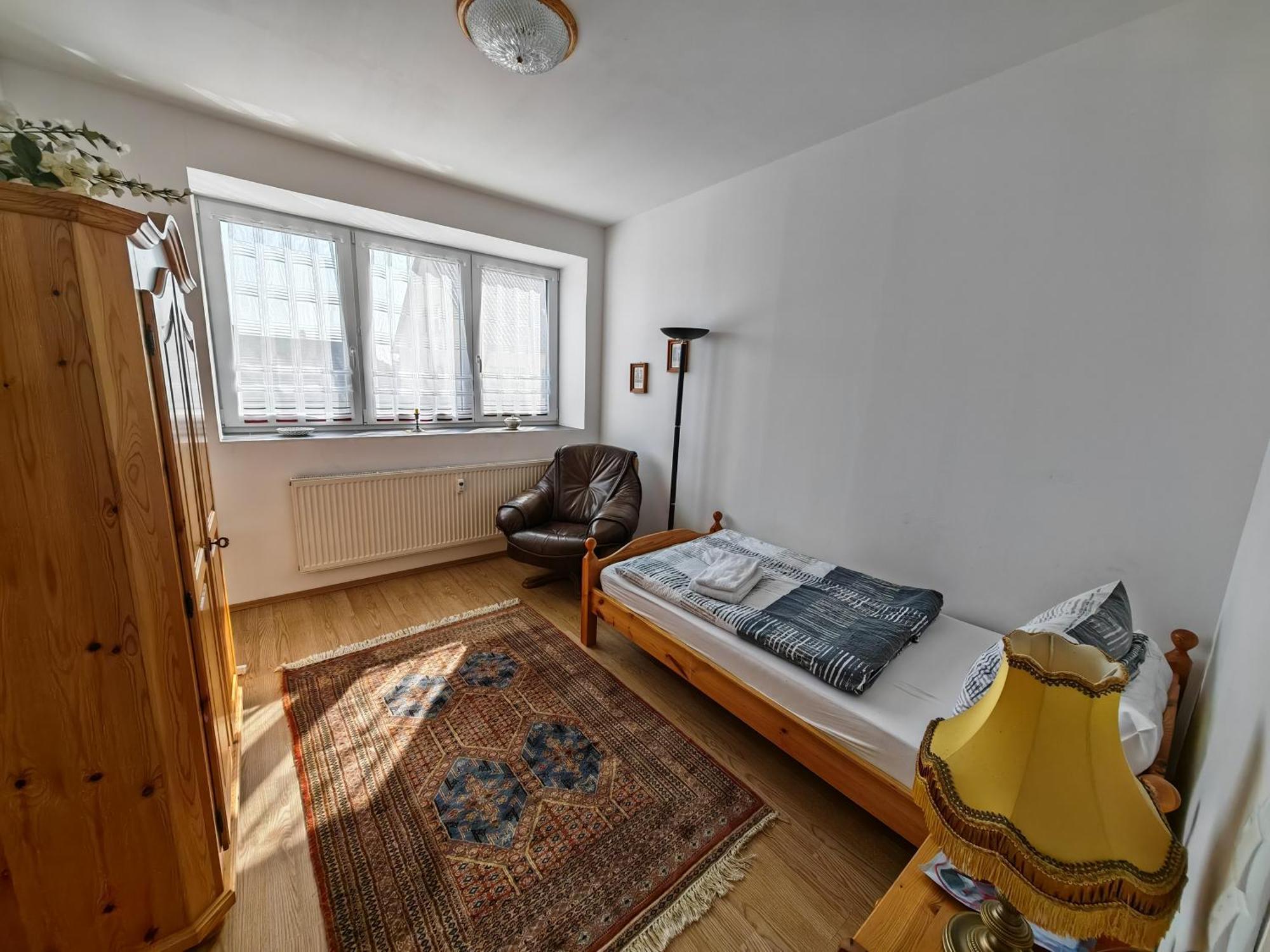 Apartment O3 - Gehobene 6-Zimmer Wohnung 175Qm Fuer 1-7 Personen 2X Dz 3X Ez Grafenwohr Exterior photo